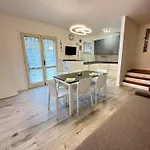 Villa Modern Two Level With Playground And Pool *