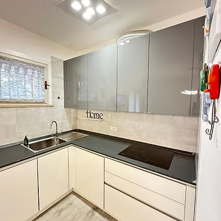 Renovated By The Sea With Private Garden Βίλα Μπιμπιόνε