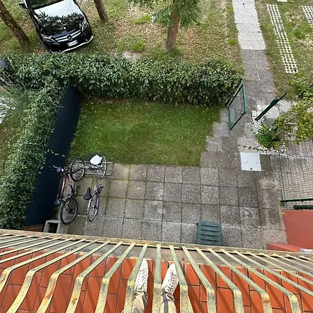 Βίλα Renovated By The Sea With Private Garden Μπιμπιόνε